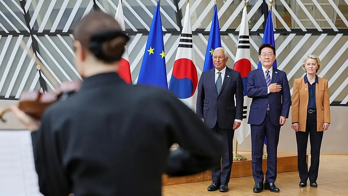 ‘Partners and friends’: Trade and defence top of agenda at EU-South Korea summit