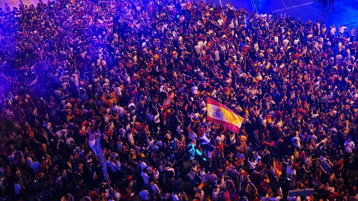 Boy, 13, dies as fountain collapses during Spain’s World Cup celebrations in Ciudad Rodrigo