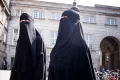 Portugal enacts ‘burqa law’ banning face coverings in public space