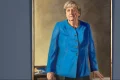 Video. Hundreds of nostalgic Germans flock to see Angela Merkel’s portrait