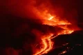 Video. Tourists flock to Mount Etna to witness eruption despite safety warnings