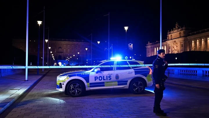 Armed Man shot outside Sweden’s Royal Palace in Stockholm