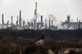 Four EU countries push Brussels to ease carbon market pressure on industry