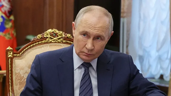 Putin meets with ASEAN leaders in Russia as G7 vow ‘unwavering’ support for Ukraine