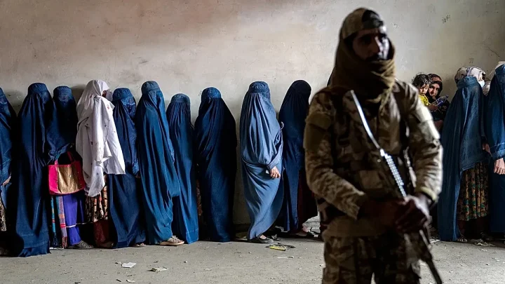 Women detained in Afghanistan’s Herat in clothing crackdown, eyewitnesses say