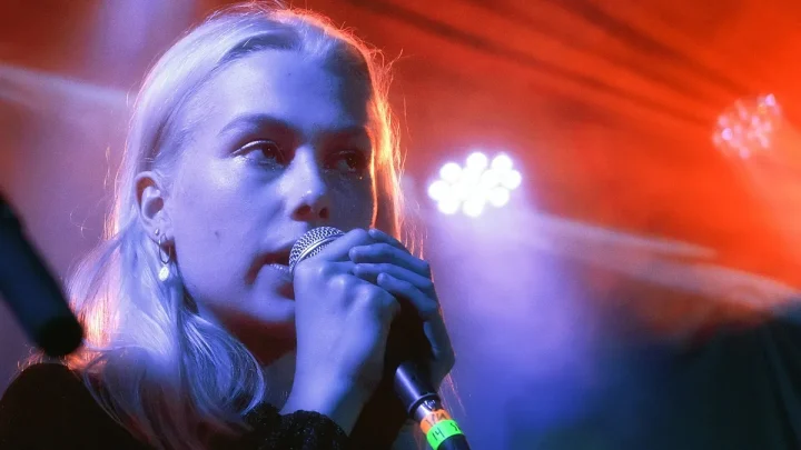 No phones allowed: Phoebe Bridgers takes ‘The Lost Tour’ to Europe