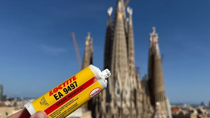 Glue, the key to completing Sagrada Familia’s central towers