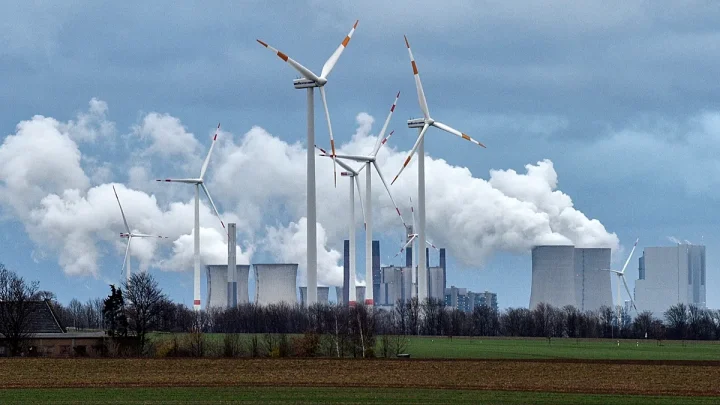 ‘A Trojan horse’: Inside the EU’s ‘weakened’ plan that could put the brakes on carbon emission cuts