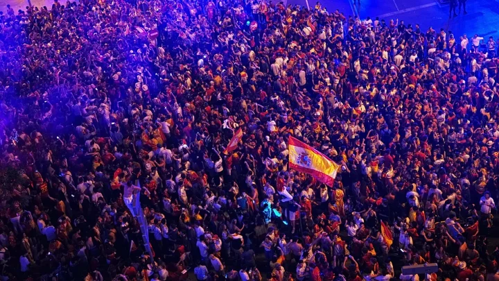 Boy, 13, dies as fountain collapses during Spain’s World Cup celebrations in Ciudad Rodrigo
