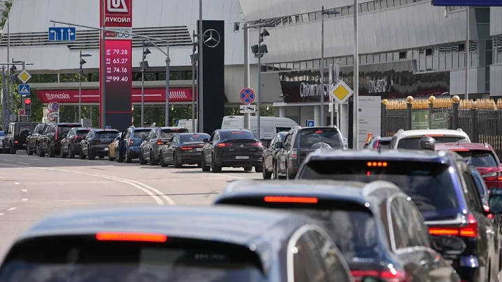 Russia bans diesel exports amid deepening fuel crisis