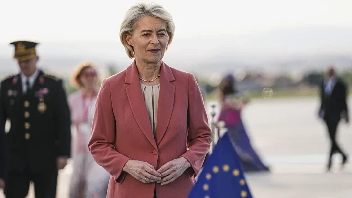 Von der Leyen to donate gun gifted by Erdoğan to military museum