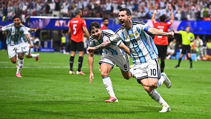 Argentina survives major scare from Egypt and heads into World Cup quarterfinals against Switzerland