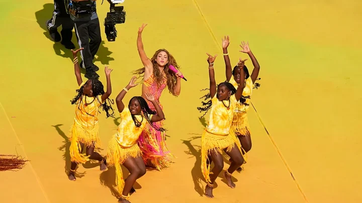 Shakira and Warren Buffett’s son announce rebuilding of schools in Chocó