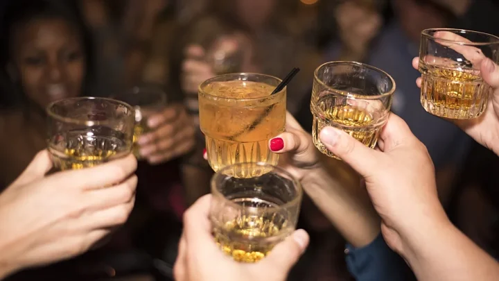 Booze at young age linked to lasting brain changes