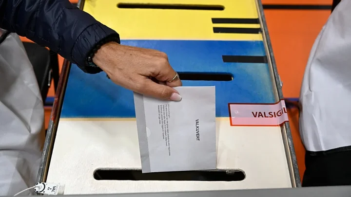Sweden heads to polls in close election race dominated by welfare state and security
